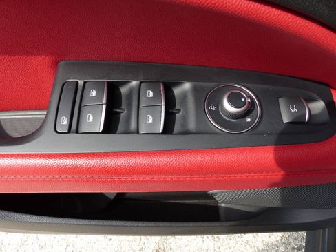 Used 2018 Alfa Romeo Stelvio Sport w/ Quick Order Package 22J Sport AWD/4WD image 20