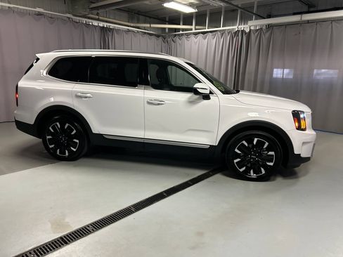 Used 2025 Kia Telluride SX Prestige AWD/4WD image 8