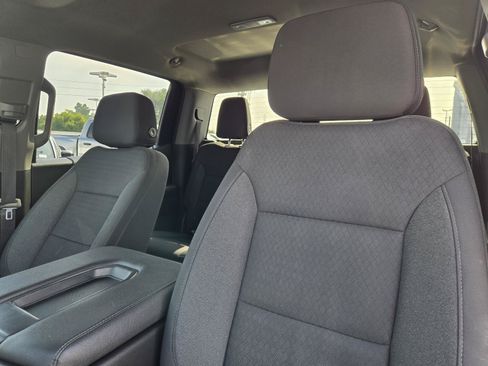Used 2022 Chevrolet Silverado 1500 LT AWD/4WD image 22