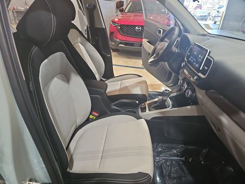 New 2026 Hyundai Venue SEL image 10