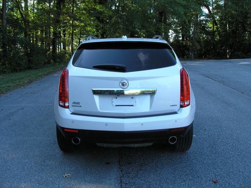 Used 2015 Cadillac SRX Performance w/ Driver Awareness Package image 5