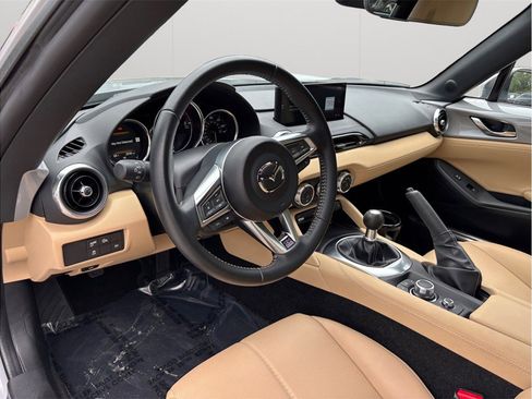 Used 2024 MAZDA MX-5 Miata RF Grand Touring image 6