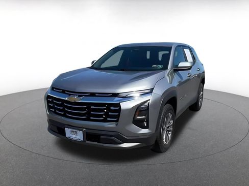 Used 2025 Chevrolet Equinox LT FWD image 6
