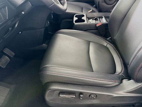 Certified 2023 Honda Odyssey Sport image 30