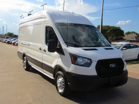 Used 2023 Ford Transit 250 148 High Roof Extended AWD image 3