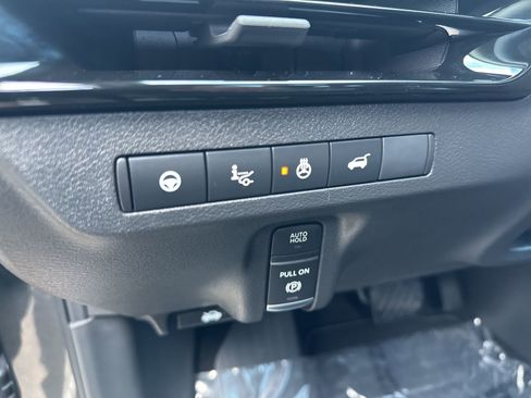 Used 2025 Nissan Murano Platinum w/ Cargo Package image 16