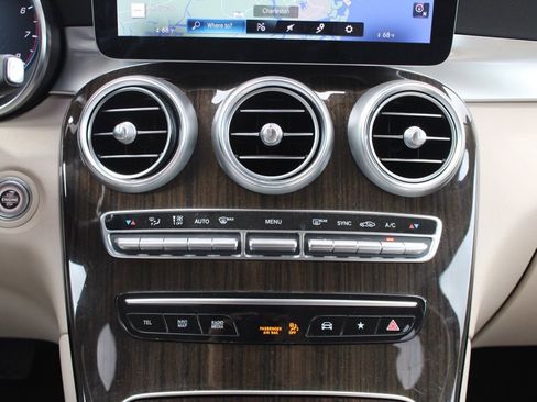 Certified 2022 Mercedes-Benz GLC 300 4MATIC w/ Driver Assistance Package image 24