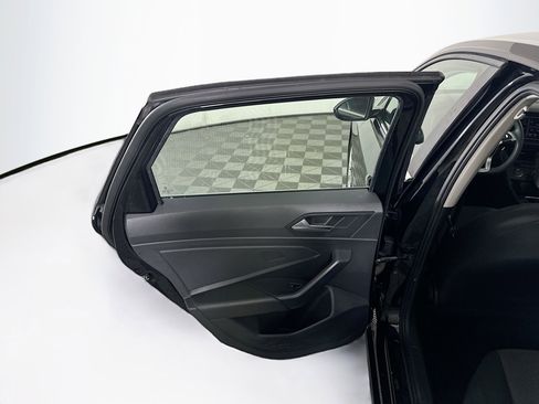 Used 2019 Volkswagen Jetta FWD image 25
