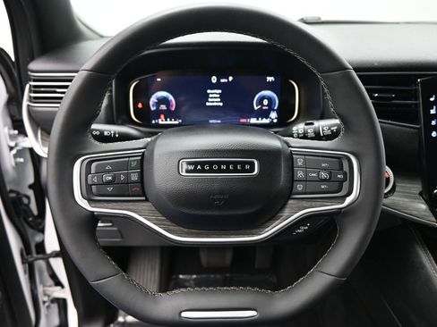 Used 2024 Jeep Wagoneer Series II w/ Flexible Seating Group image 14