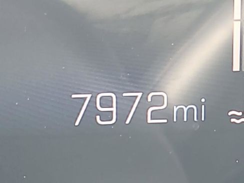 Used 2025 Chevrolet Trax LT w/ Driver Confidence Package image 12