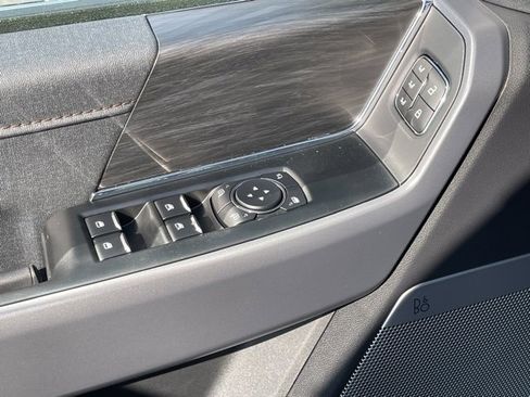 New 2025 Ford F150 Lariat w/ Equipment Group 501A Mid image 24