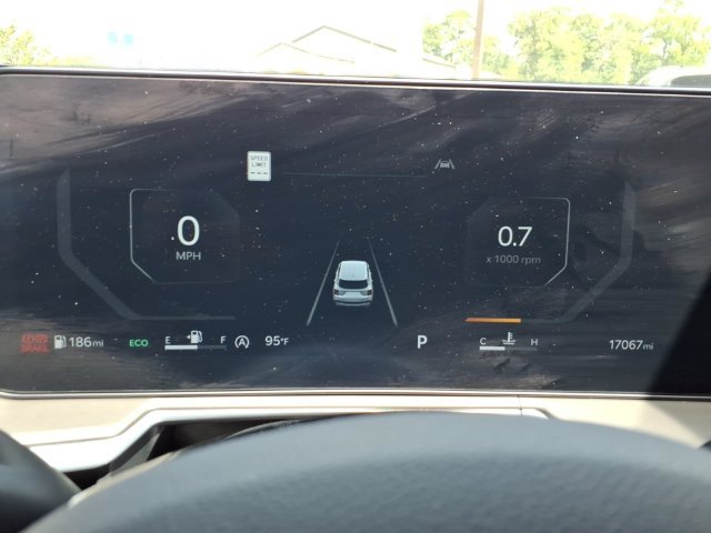 Used 2024 Kia Sorento SX FWD image 24