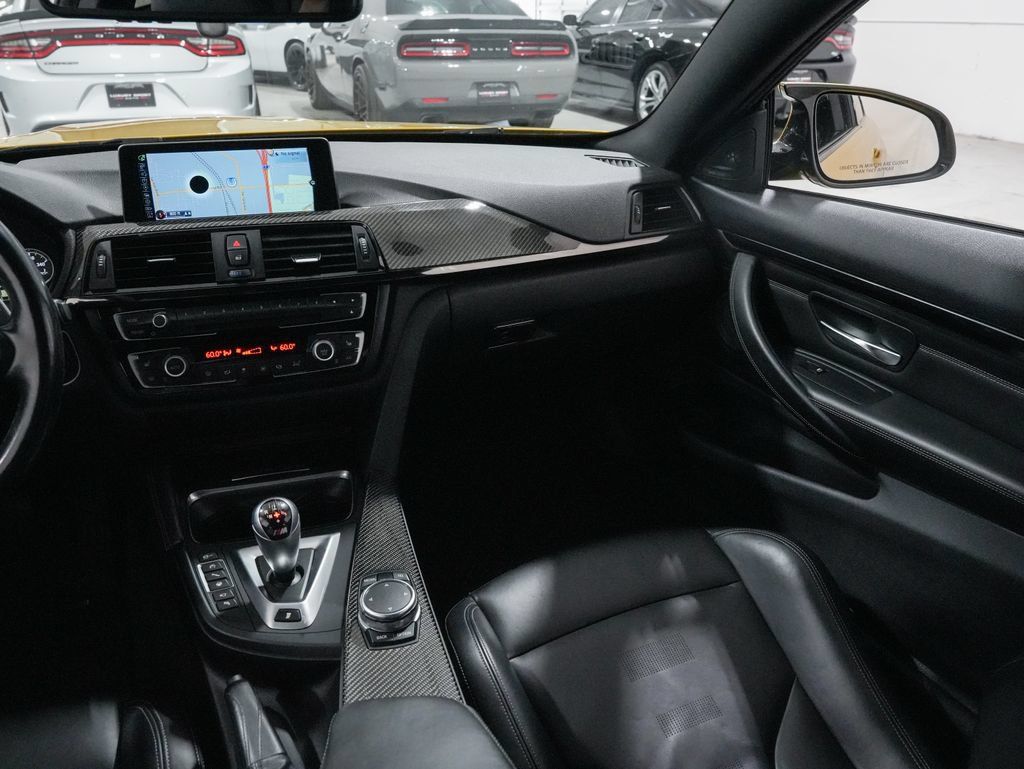 Used 2015 BMW M4 Coupe w/ Executive Package RWD image 24