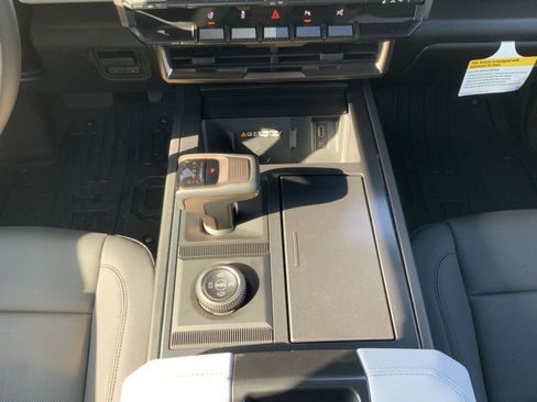 New 2025 GMC Hummer EV 3X AWD/4WD image 55