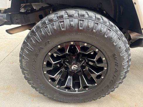 Used 2014 Jeep Wrangler Unlimited Sahara AWD/4WD image 24