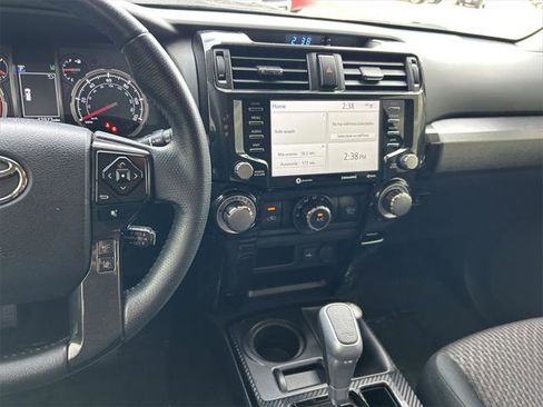 Certified 2022 Toyota 4Runner TRD Off-Road image 18