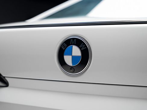 Used 2024 BMW 760i xDrive image 29