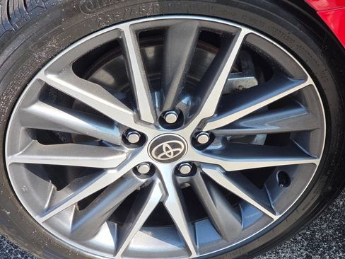 Used 2023 Toyota Camry XLE w/ Navigation Package FWD image 19