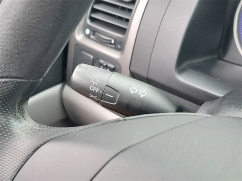 Used 2010 Honda CR-V LX image 33