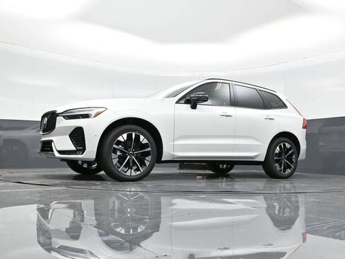 New 2026 Volvo XC60 B5 Plus w/ Protection Package Premier image 29