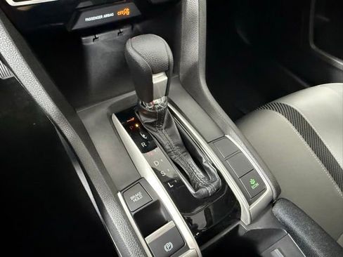 Used 2018 Honda Civic EX image 26