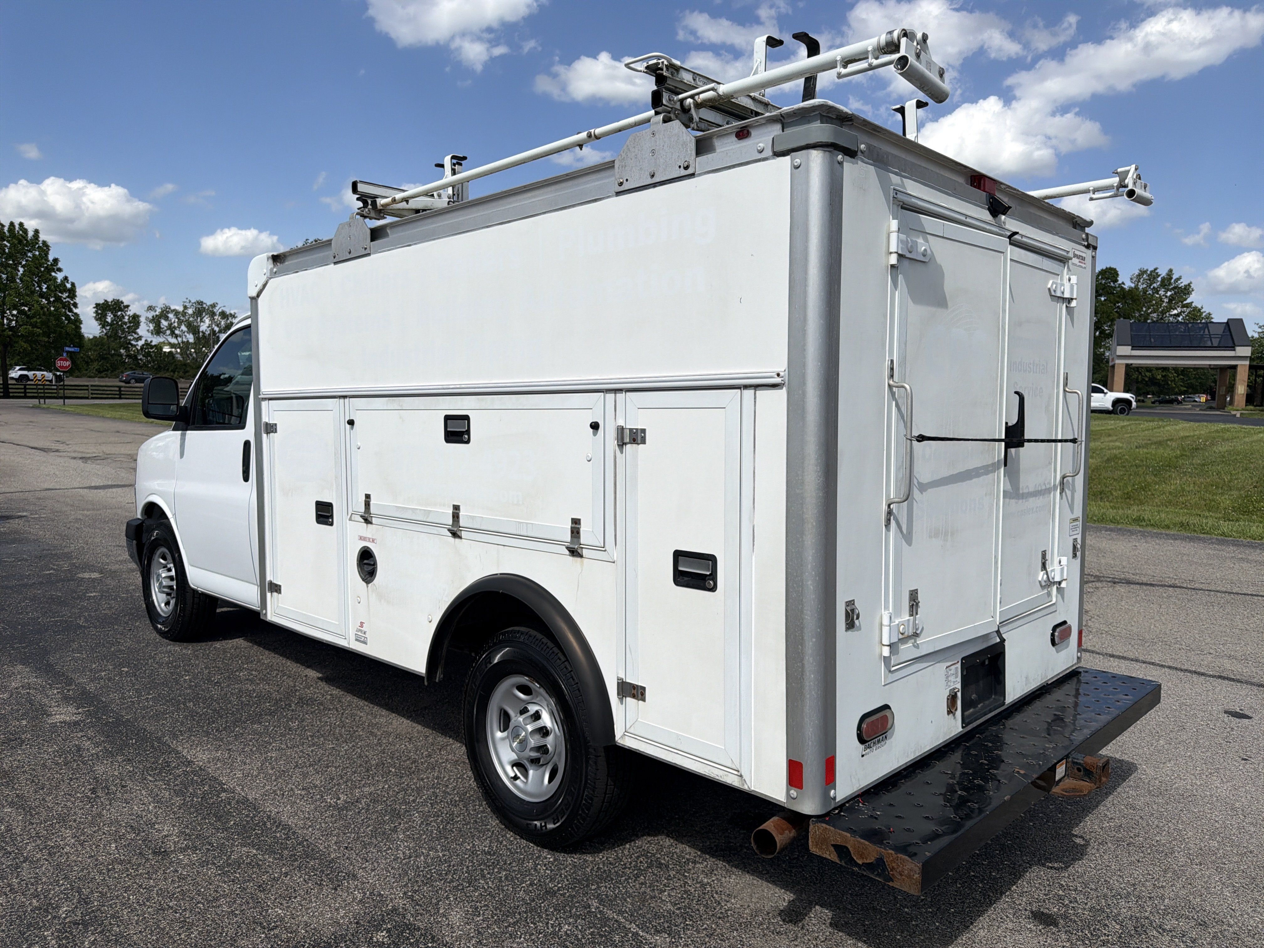 Used 2020 Chevrolet Express 3500 w/ Power Convenience Package RWD image 5