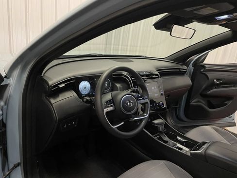 Used 2022 Hyundai Santa Cruz SEL w/ Activity Package FWD image 32