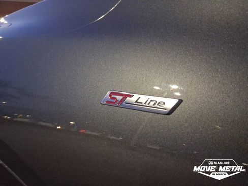 Used 2025 Ford Escape ST-Line Elite w/ Premium Technology Package image 11