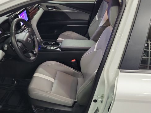 Certified 2025 Toyota Camry SE image 17