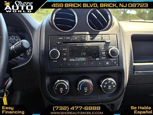 Used 2017 Jeep Patriot Latitude AWD/4WD image 14