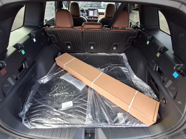 New 2026 Subaru Outback Touring XT AWD/4WD image 12