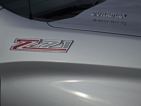 Used 2022 Chevrolet Silverado 1500 LT w/ Z71 Off-Road Package image 49