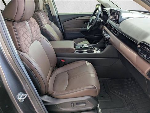 Certified 2026 Honda Pilot Elite image 24