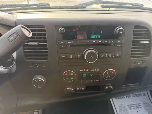 Used 2012 Chevrolet Silverado 2500 LT w/ Texas Edition image 19