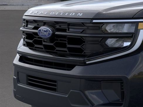 New 2026 Ford Expedition Active AWD/4WD image 17