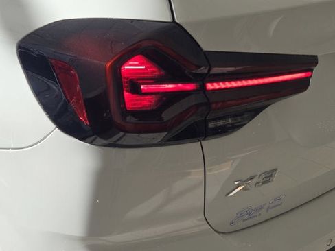 Used 2024 BMW X3 xDrive30i image 15