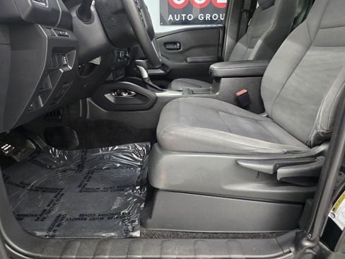 Used 2024 Nissan Frontier S w/ S Utility Package RWD image 10