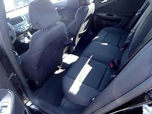 Used 2024 Chevrolet Malibu LT image 10