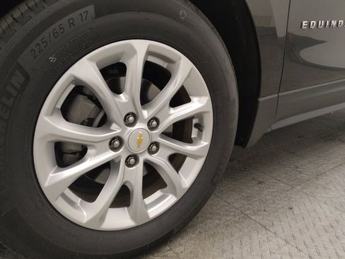 Used 2020 Chevrolet Equinox LT w/ LPO, Floor Liner Package image 31