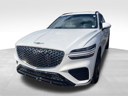 Certified 2025 Genesis GV70 3.5T Sport w/ Sport Prestige Package image 5