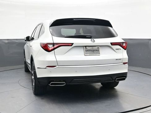 Used 2022 Acura MDX SH-AWD w/ Technology Package image 4