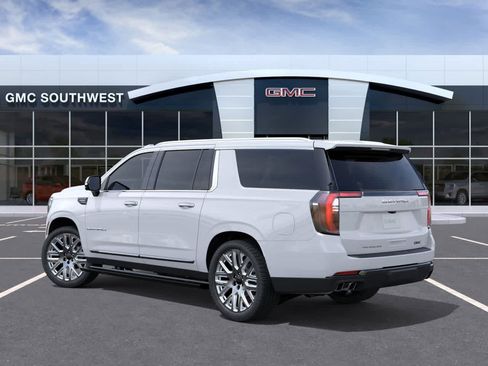 New 2026 GMC Yukon XL Denali Ultimate w/ LPO, Floor Liner Package AWD/4WD image 3