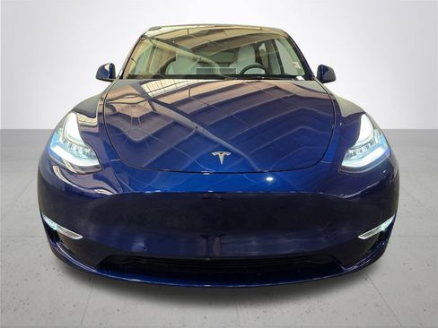 Used 2022 Tesla Model Y Long Range AWD/4WD image 4