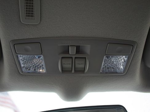 Used 2017 Ford Fiesta SE w/ Equipment Group 201A image 31