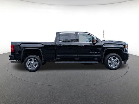 Used 2018 GMC Sierra 2500 Denali AWD/4WD image 4
