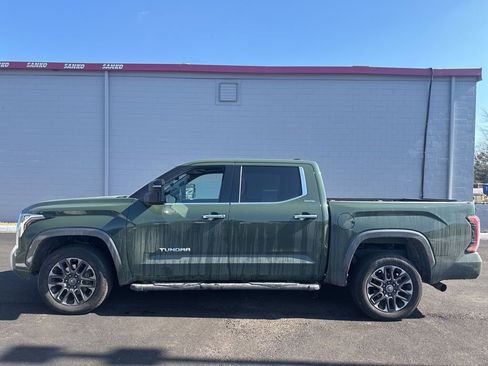 Used 2023 Toyota Tundra Limited image 8