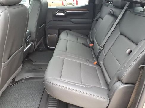 New 2026 GMC Sierra 1500 Denali w/ Denali Reserve Package image 12