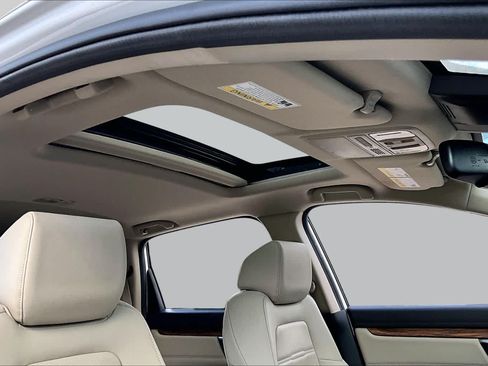 Certified 2021 Honda CR-V Touring image 14