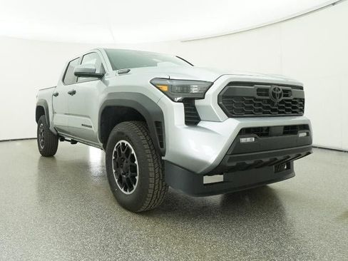 New 2025 Toyota Tacoma TRD Off-Road image 30