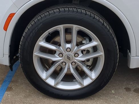 Used 2023 Dodge Durango GT image 11